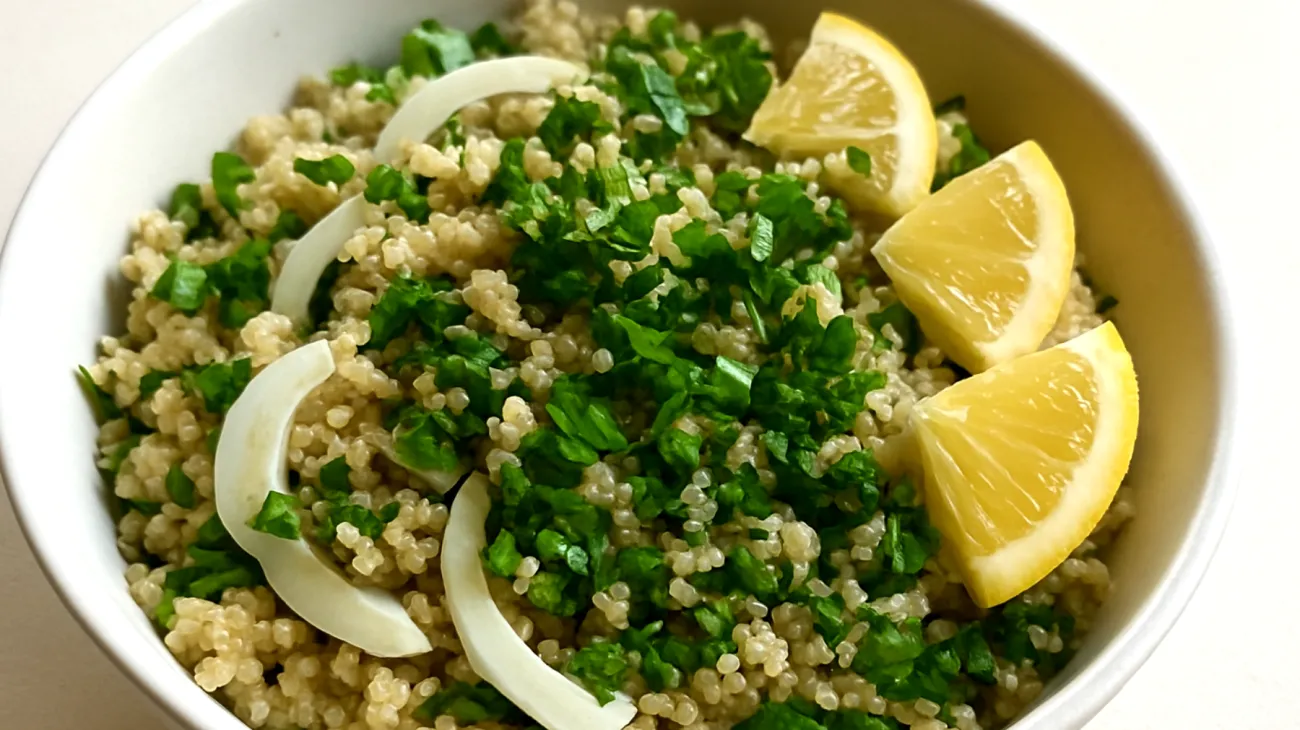 Fenchel-Quinoa-Salat mit Petersilie und Zitrone"